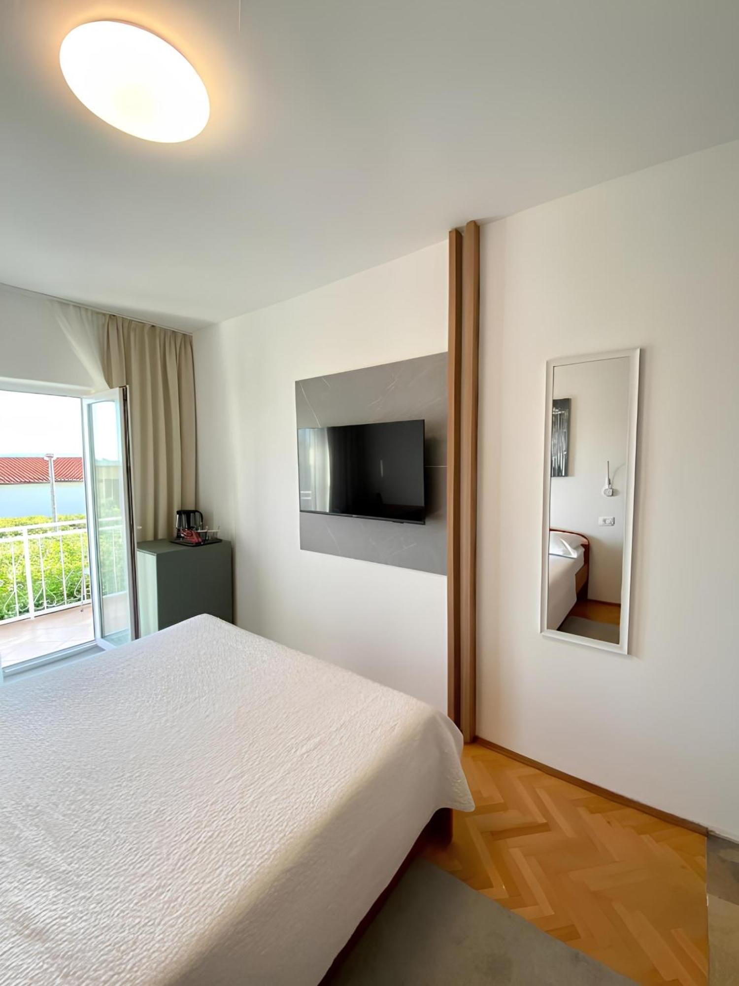 Accommodation Ventus Baška Voda Exteriör bild